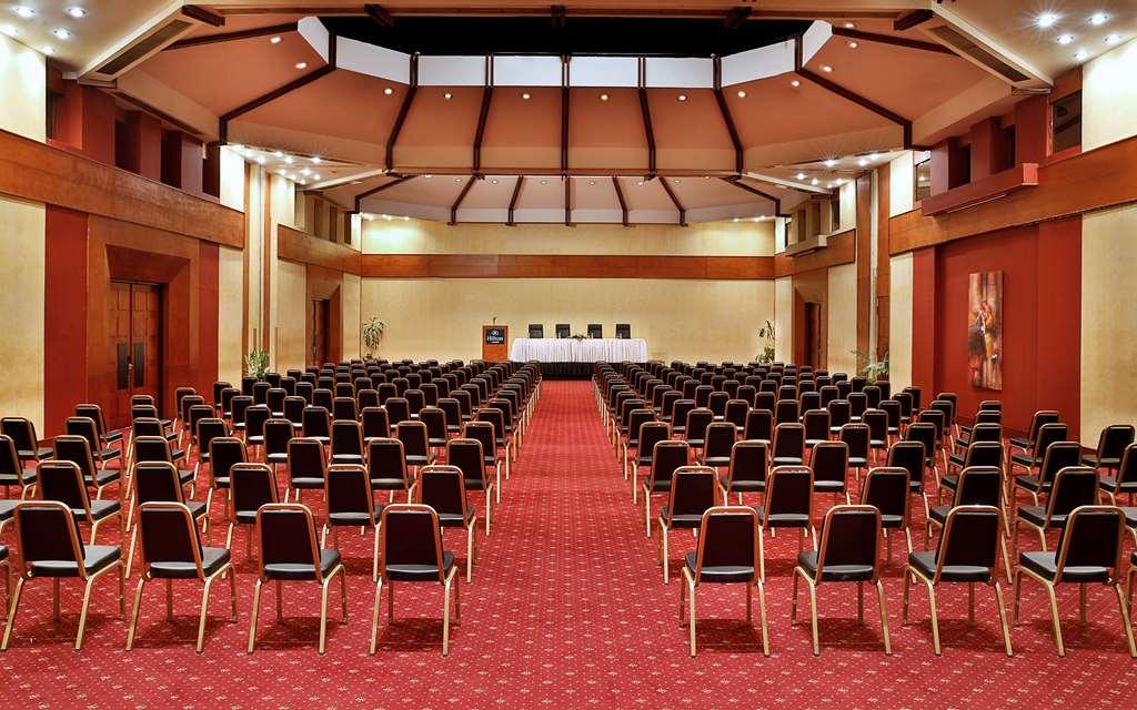 Hilton Yaounde Hotel Facilities photo