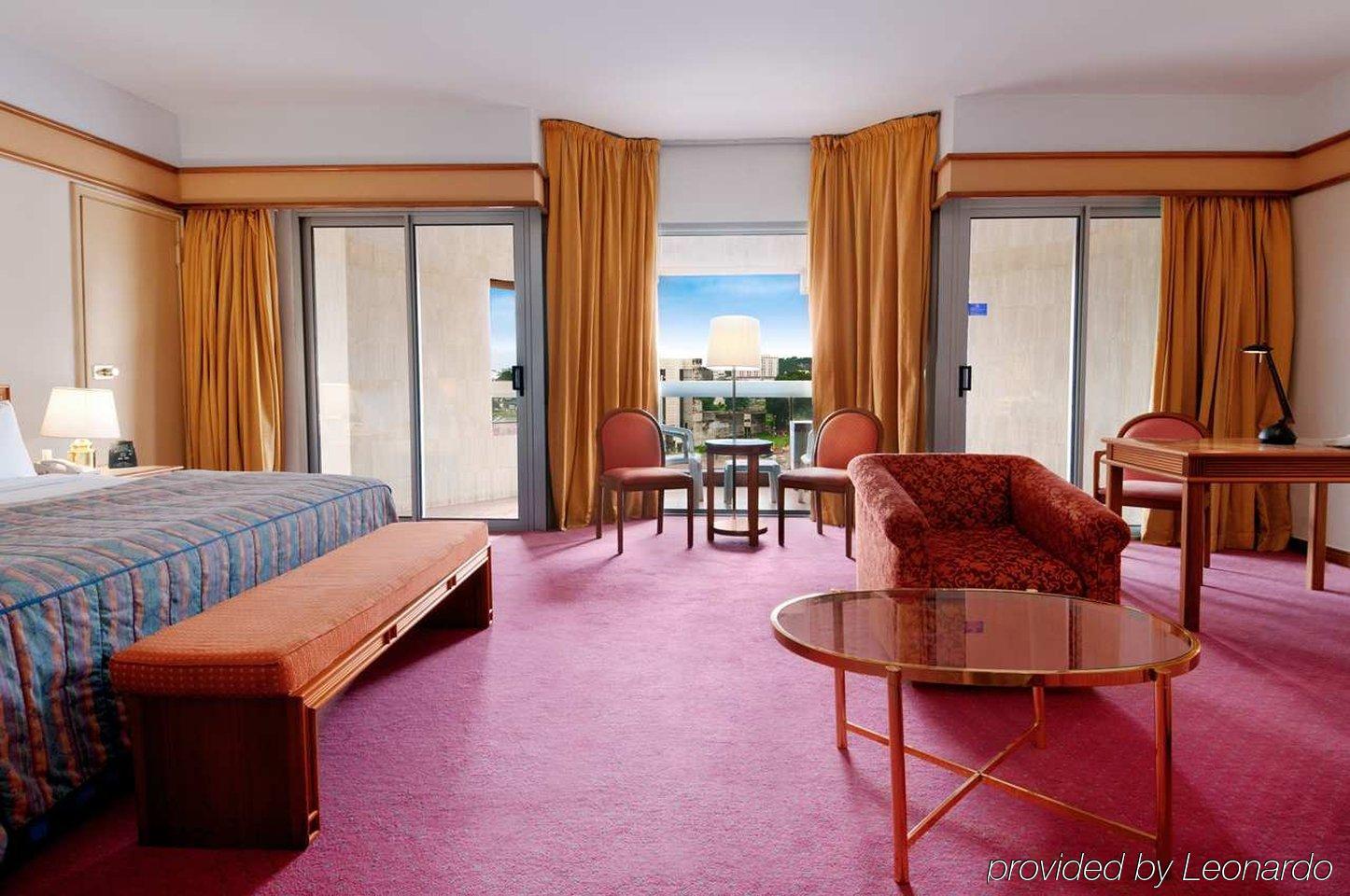 Hilton Yaounde Hotel Room photo