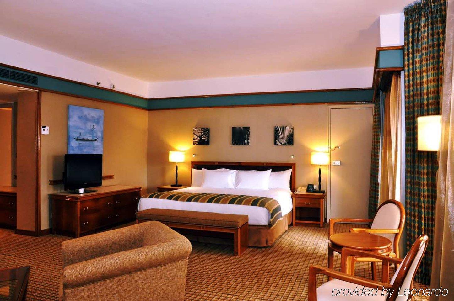 Hilton Yaounde Hotel Room photo